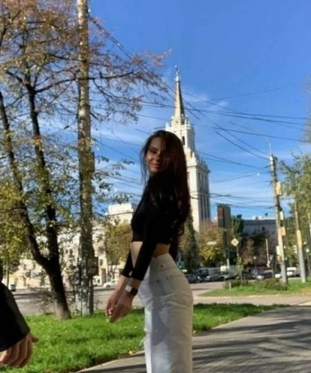 Могу предложить тебе самые разнообразные услуги, чтобы ты получил максимум удовольствия. Мои возможности безграничны, и я готова исполнить твои самые сокровенные фантазии. Наши встречи будут наполнены страстью и желанием. Заходи на мою страницу, чтобы увидеть мои фото и прочитать отзывы от моих довольных клиентов. Обещаю, что не пожалеешь о выборе меня. 😘💋✨ 1683, 20 лет