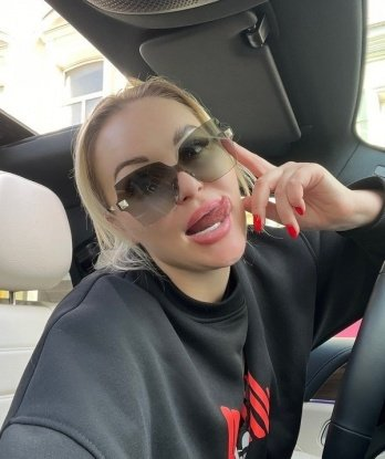 Молодая, страстная и игривая девушка ждет именно тебя! Приглашаю в гости для незабываемого отдыха. Фото подлинные, без обмана. 9621, 28 лет